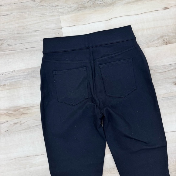 Spanx Black ankle Jean-ish leggings pants Sz Medium - Picture 8 of 8